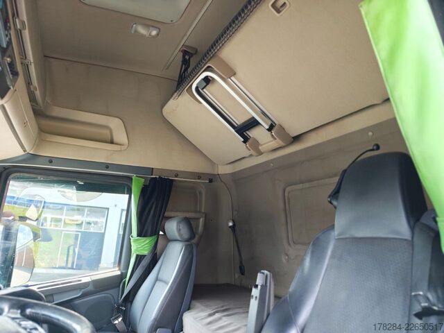 واحد تراکتور با حجم بالا SCANIA R450  MEGA Vollverkleidung Standklima