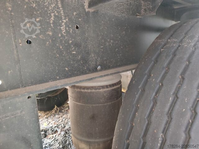 تریلر نیمه باز با چادر برزنتی KÖGEL S24-1  BPW ECO-Achsen Liftachse Vario Fix