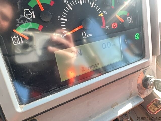 Máy xúc Caterpillar 966M