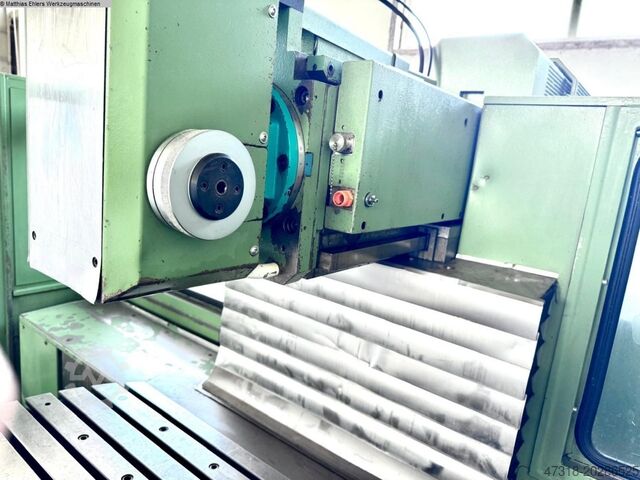 Fresemaskin - vertikal DECKEL FP 5 CC