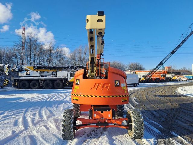 Teleskopska platforma JLG EC520AJ
