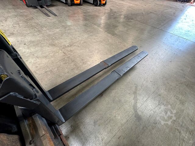 Furci telescopice hidraulice Linde 3000 kg