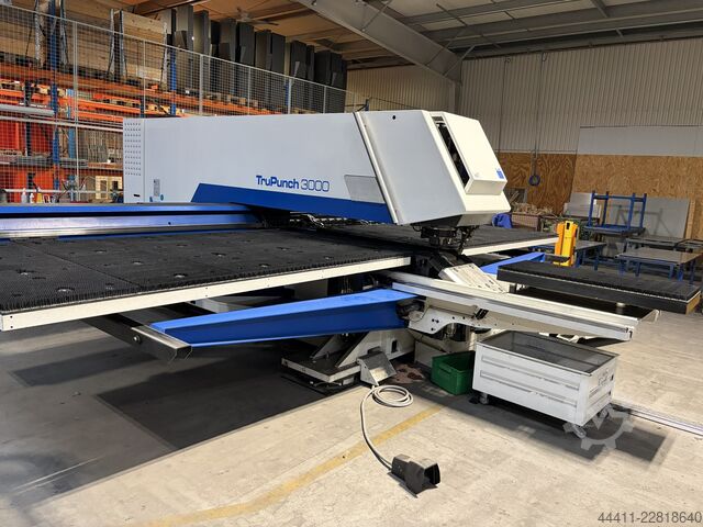 Stanz-Nibbelmaschine TRUMPF TruPunch 3000