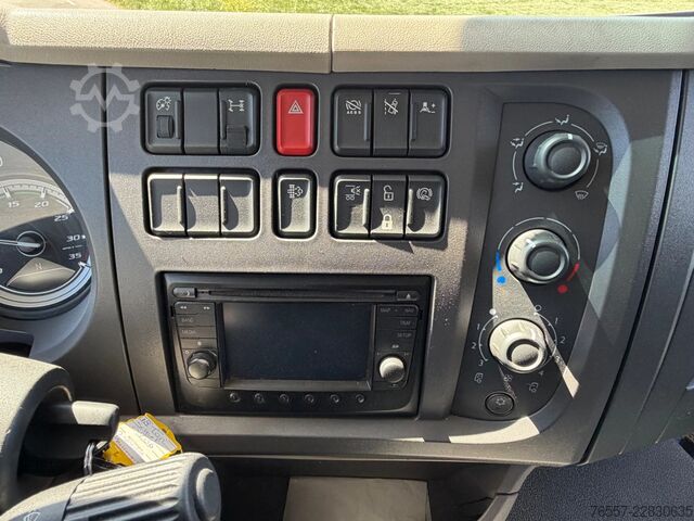 Lona DAF CF 320 LF320.19 EURO6. OPRIJWAGEN MET SCHUIFZEI...