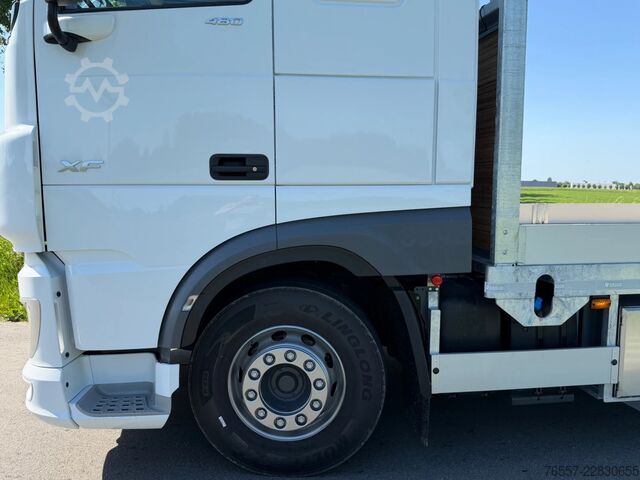 Dostavno vozilo za prijevoz automobila DAF XF 480.26