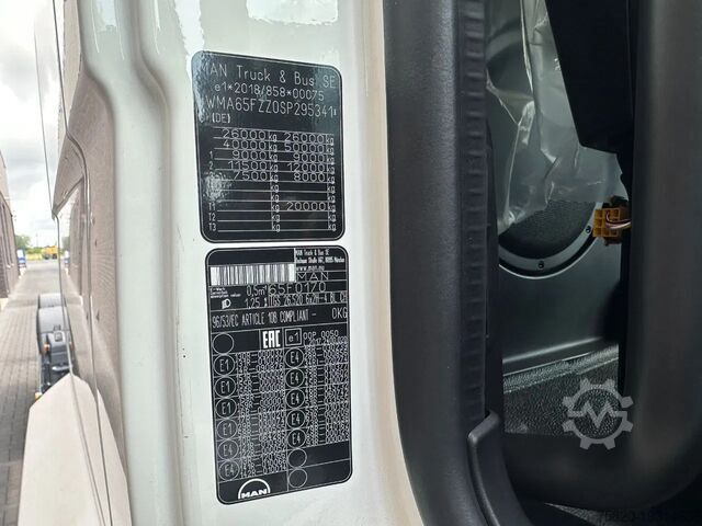 Sasis dengan kabin MAN TGS 26.520 6X2H-4 BL CH HYDRO DRIVE CHASSIS CAB...
