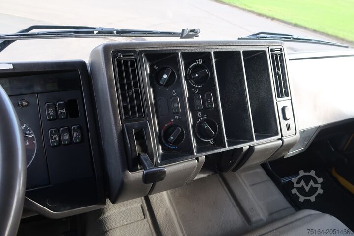 Kravas automašīna ar vaļēju virsbūvi (atvērta) Mercedes-Benz 2538 6x4