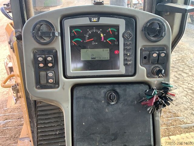 Buldozers Caterpillar D6T XL