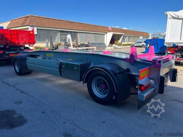 Afzetcontainer-aanhangwagen  RIMORCHIO SCARRABILE PNEUMATICO