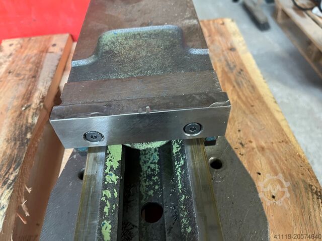 Maskinskruvstycke Röhm 135x35  