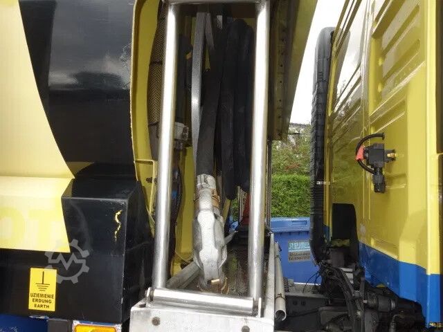 Δεξαμενόπλοιο Volvo FM 12 18500liter tank,AIRCO,MANUAL GEARBOX