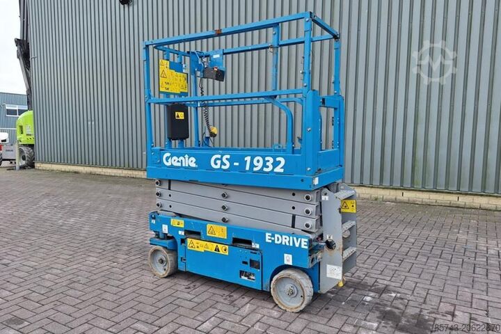 Scherenhebebühne Genie GS1932 E-Drive Several In Stock, 8m Working Height