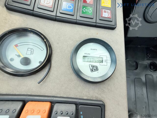 رافعة شوكية للطرق الوعرة JCB 940 / TRIPLEX 4500 / FREE-LIFT NEW TIRES