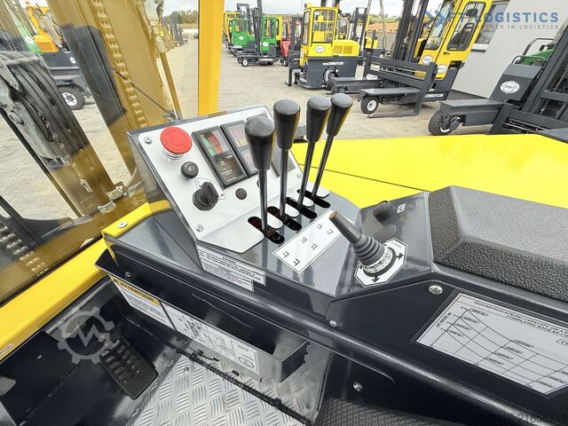 四向叉车 Combilift CB4000 TRIPLEX 5200 FREE-LIFT POSITIONER