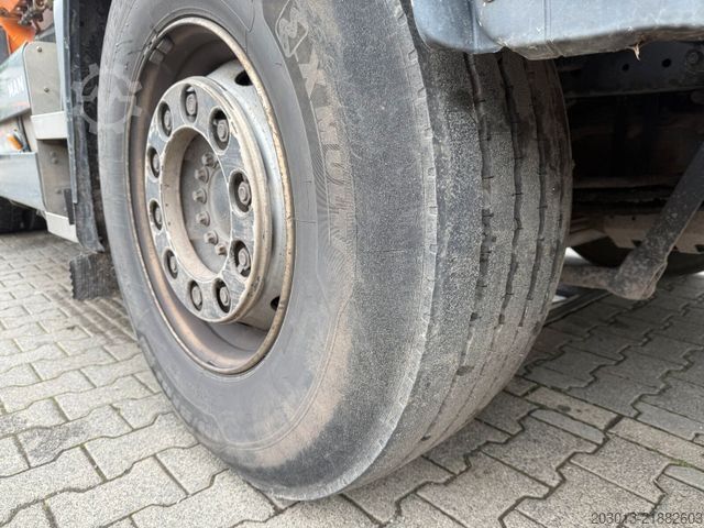 Saugwagen MAN TGS 28.440 6x2-4 BL Kanalreiniger Kombi MÜLLER