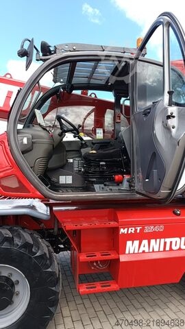Vrtljivi teleskopski nakladalnik Manitou MRT 25.40+