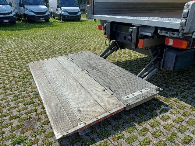 Dėžinis sunkvežimis IVECO EUROCARGO ML120E22P