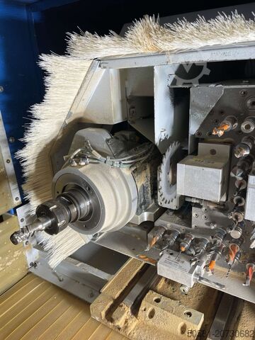 Centro di lavoro Homag Weeke Optimat BHC Venture 3