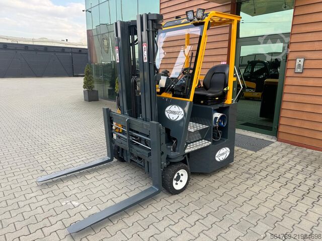 Xe nâng bốn hướng Combilift CB3000/LPG /2016 year/ Perfect condition