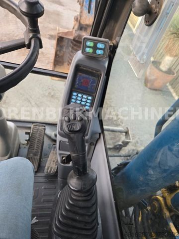 Mobile excavator KOMATSU PW180-7EO