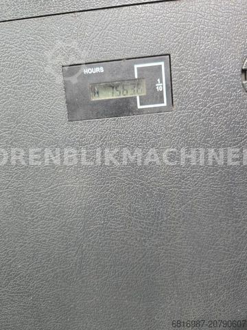 Mobile excavator HYUNDAI HW160