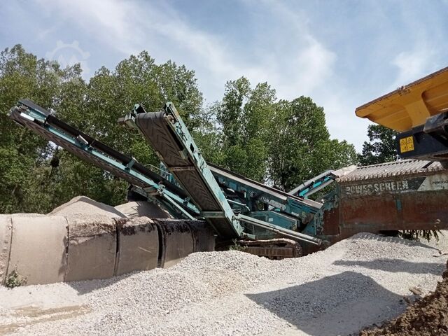 Просеивающая установка Powerscreen Chieftain 1700