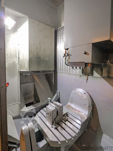 Vertikalus apdirbimo centras HAAS UMC-750SS