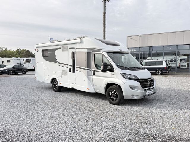 Semi-integrated camper CARADO T 447+ *Einzelbetten-Automatik-1.Hand*