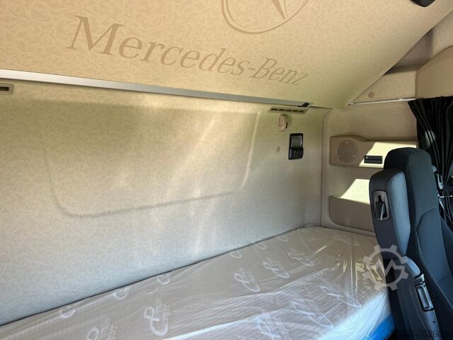 Standard SZM Mercedes-Benz Actros 1848 LS 4xSHZ ACC AHK AUT z KlimaA