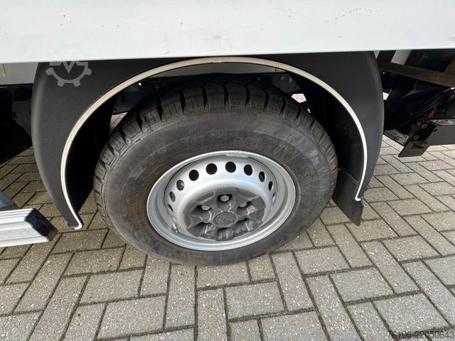 Van badan peti sejuk IVECO Daily 35S13 Tiefkühlkoffer mit LBW *Automatik*