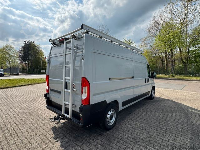 Xe van thùng kín FIAT Ducato Maxi 35 180 L4H2 *Automatik*