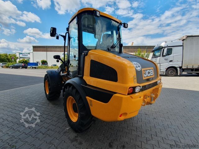 Cargadora de ruedas JCB 409 SV / Neufahrzeug / Gabel
