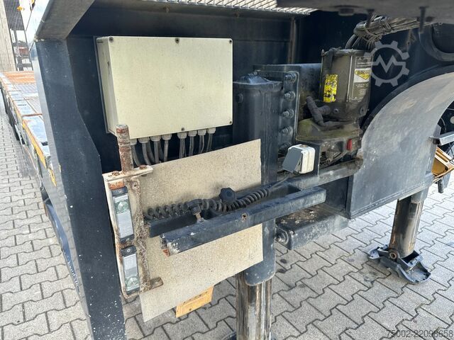 Bộ tải thấp Broshuis 3ABSD Lowloader 3-axle / GVW: 53.000kg / Neck: ...