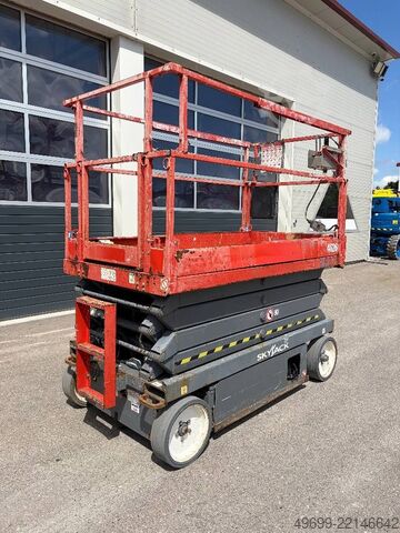 Scherenhebebühne SkyJack SJ 4626 9,90m Scherenarbeitsbühne *Akku NEU*