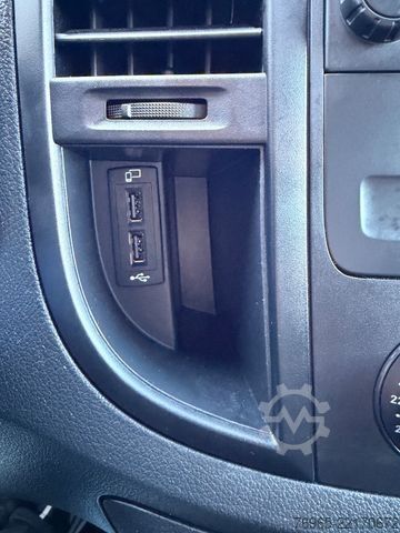 Панельний фургон MERCEDES-BENZ Vito 116 LANG 9G-TR MIXTO KLIMA NAVI KAMERA AHK