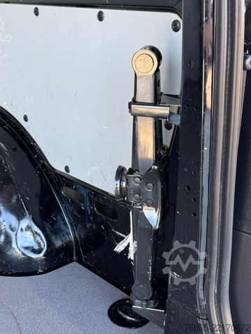 Панельний фургон MERCEDES-BENZ Vito 116 LANG 9G-TR MIXTO KLIMA NAVI KAMERA AHK
