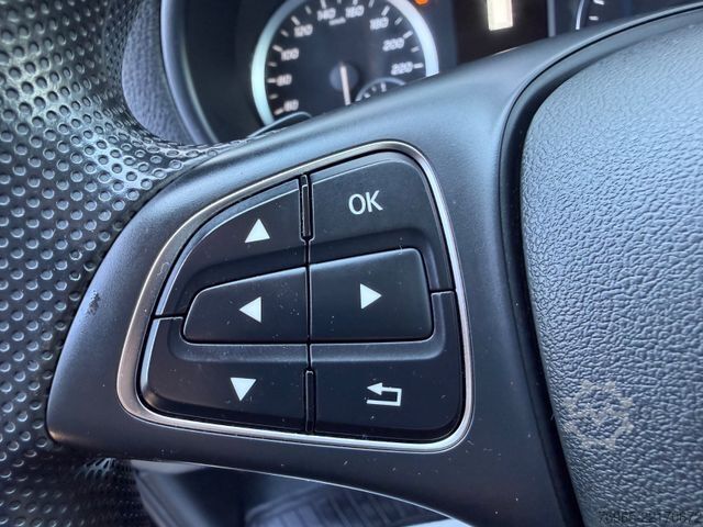 Панельний фургон MERCEDES-BENZ Vito 116 LANG 9G-TR MIXTO KLIMA NAVI KAMERA AHK