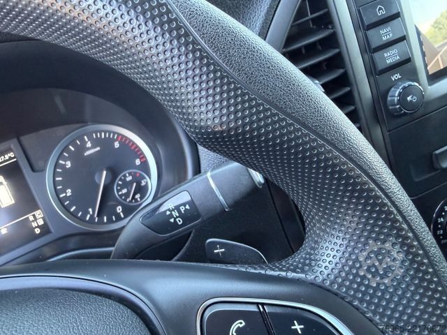 Панельний фургон MERCEDES-BENZ Vito 116 LANG 9G-TR MIXTO KLIMA NAVI KAMERA AHK