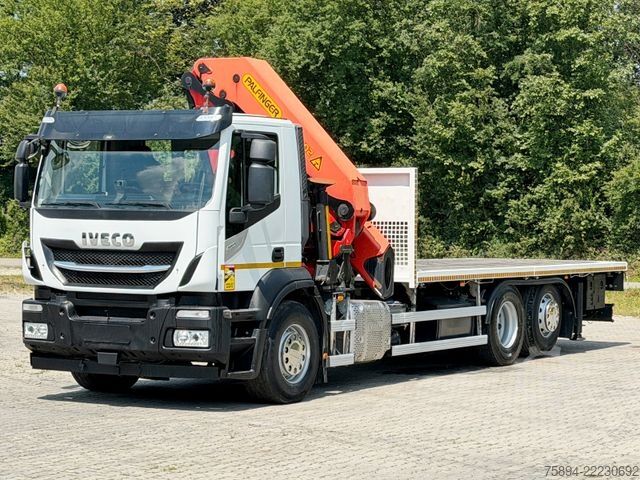 Grúa montada en camión IVECO Stralis 460 PRITSCHE 6,65m +KRAN +FUNK