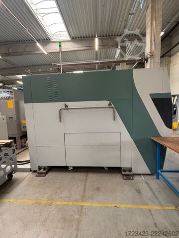 Machine de découpe laser Salvagnini L5