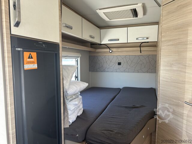 Kamp prikolica/kamper Fiat Ducato Carasuite 650 MF | 5 Posti Letto | Completamente Attrezzato