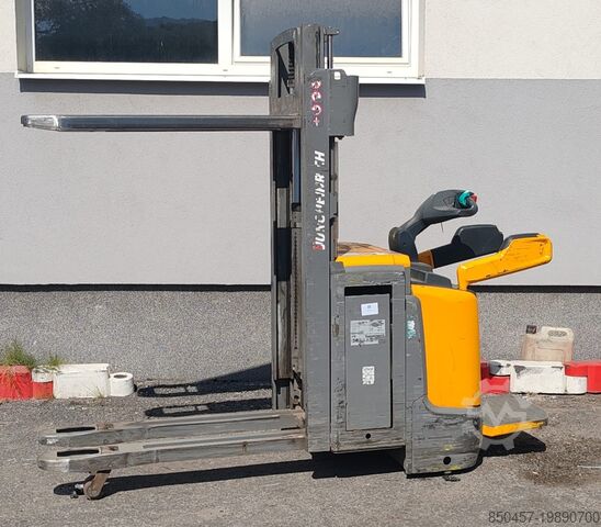 รถยกพาเลท Jungheinrich ERC 212z /2020y / initial/ 2.5m/ 5876/ free lift