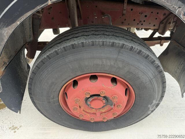 شاحنة قلابة ثلاثية الجوانب Mercedes-Benz SK1919 Kipper mit Kran HIAB Hidrocom 140