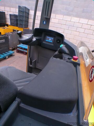 Reach truck Jungheinrich ETV 214 650 DZ