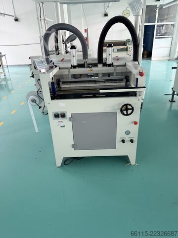 Máquina de coser M.A.I.C.A UAM04