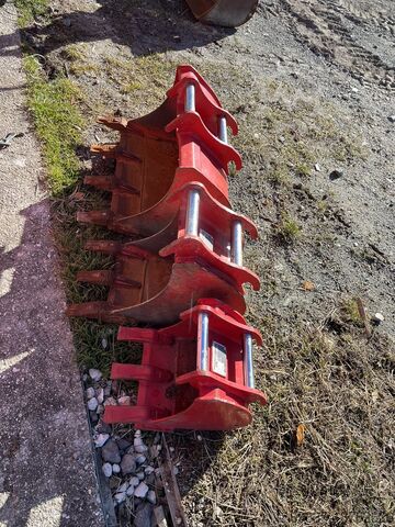 Мини-экскаватор Takeuchi TB016