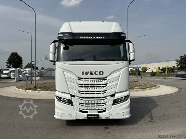 Standard road tractor Iveco Iveco Stralis S-Way 530