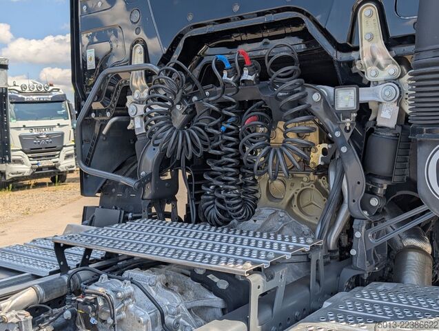Standard tractor unit MERCEDES-BENZ AROCS 1848 4x4 Voll- Allrad LoF 60 km/h, MIETEN?