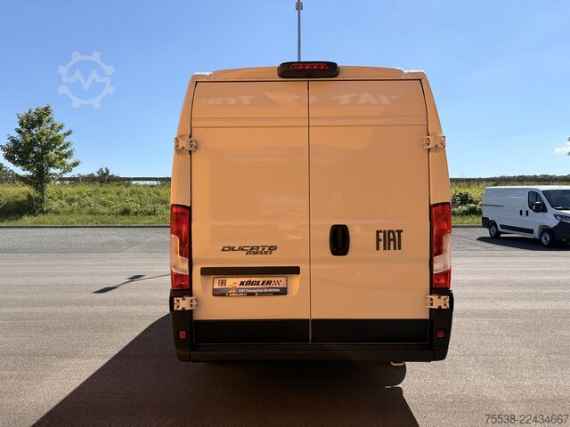 Fourgon tôlé Fiat Ducato