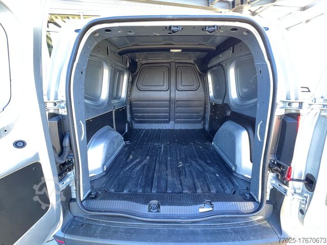 Furgons Mercedes-Benz Citan Klima PDC DAB Benzin